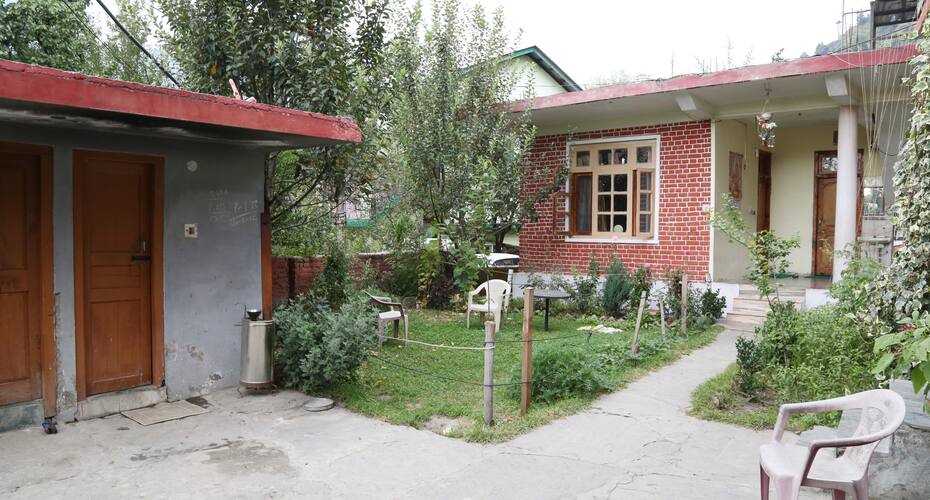 Gayatri Home Stay Manali, Manali 4